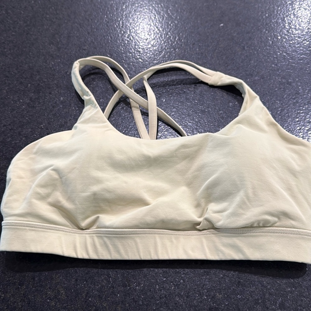 Lululemon sports bra